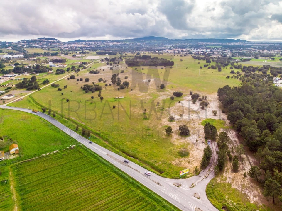 Terreno Comércio / Armazém para Venda em Sado Foto 4