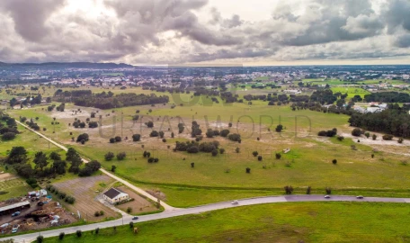 Terreno Comércio / Armazém para Venda em Sado