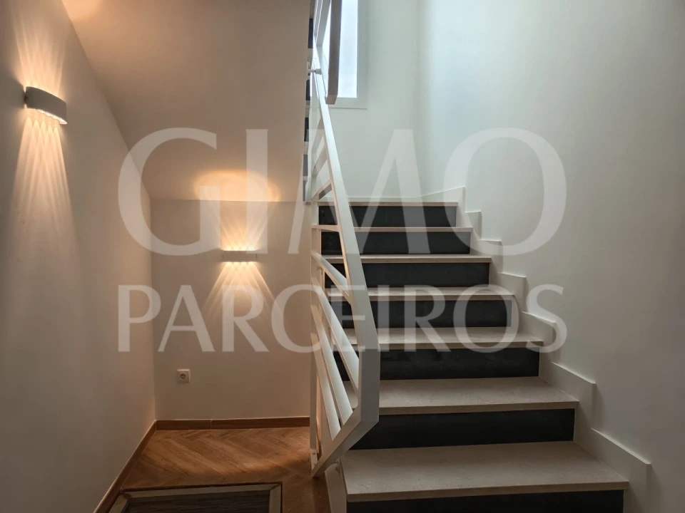 Moradia T5 para Venda em Gafanha da Encarnação Foto 11