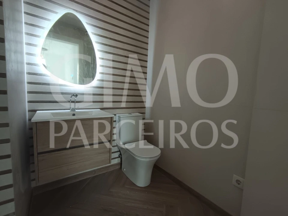 Moradia T5 para Venda em Gafanha da Encarnação Foto 14