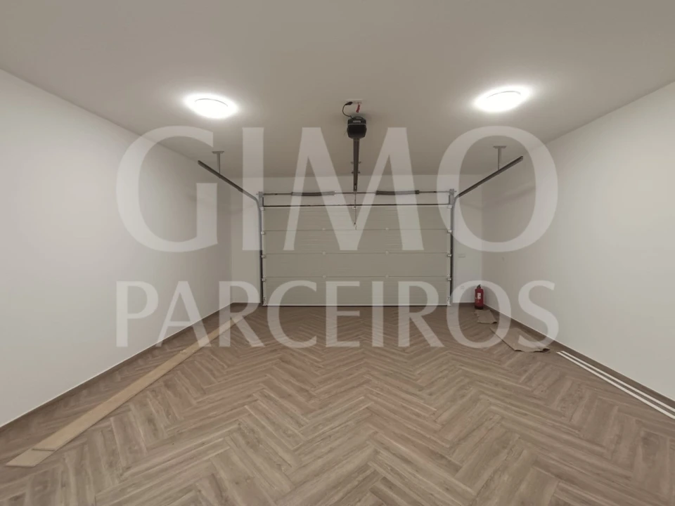 Moradia T5 para Venda em Gafanha da Encarnação Foto 16