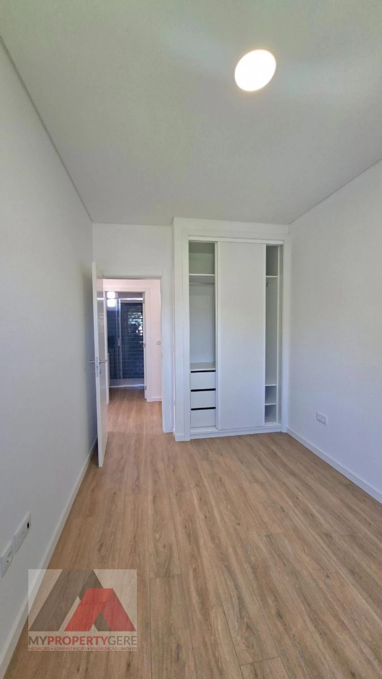 Apartamento T2 para Arrendamento em Silveira Foto 12