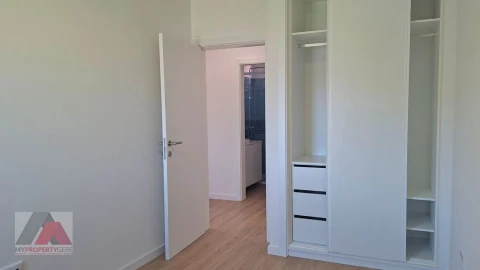 Apartamento T2 para Arrendamento em Silveira