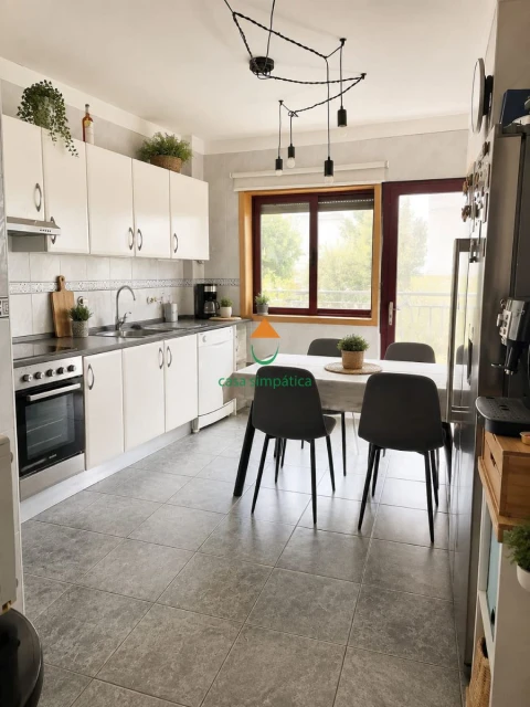 Apartamento T2 para Venda em Gondomar (São Cosme), Valbom e Jovim