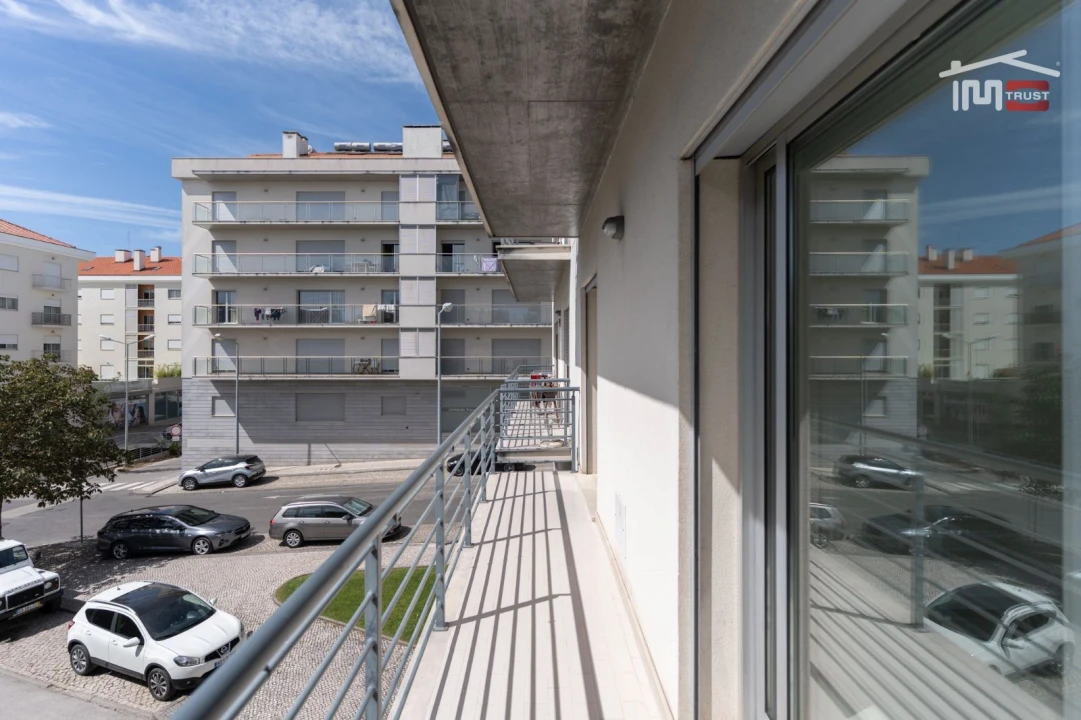 Apartamento T1 para Venda em Fatima Foto 4