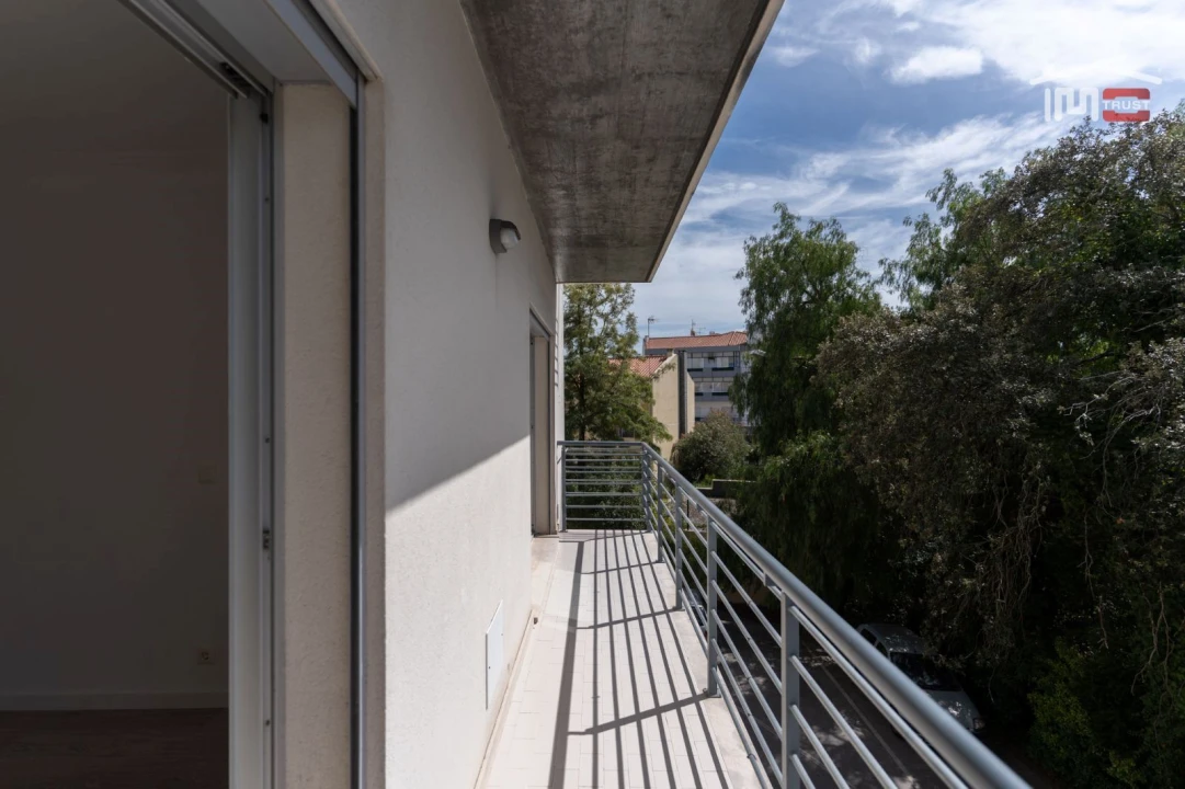 Apartamento T1 para Venda em Fatima Foto 5