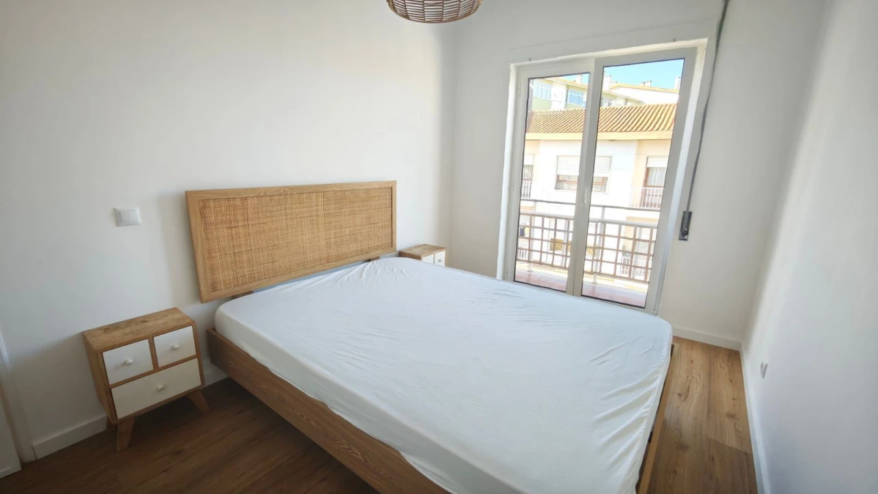 Apartamento T2 para Venda em Buarcos Foto 14