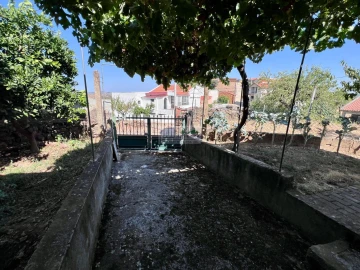 Moradia T4 para Venda em Ferradosa e Sendim da Serra