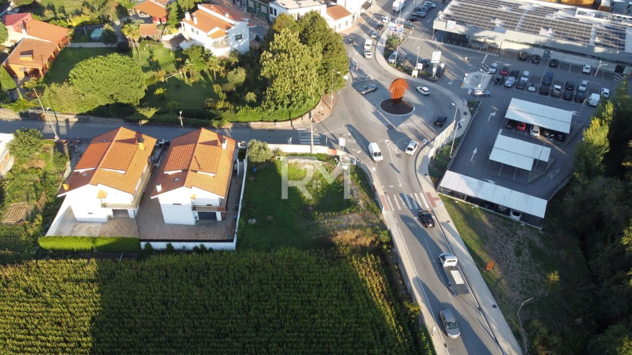 Terreno para Venda em Valongo Foto 3