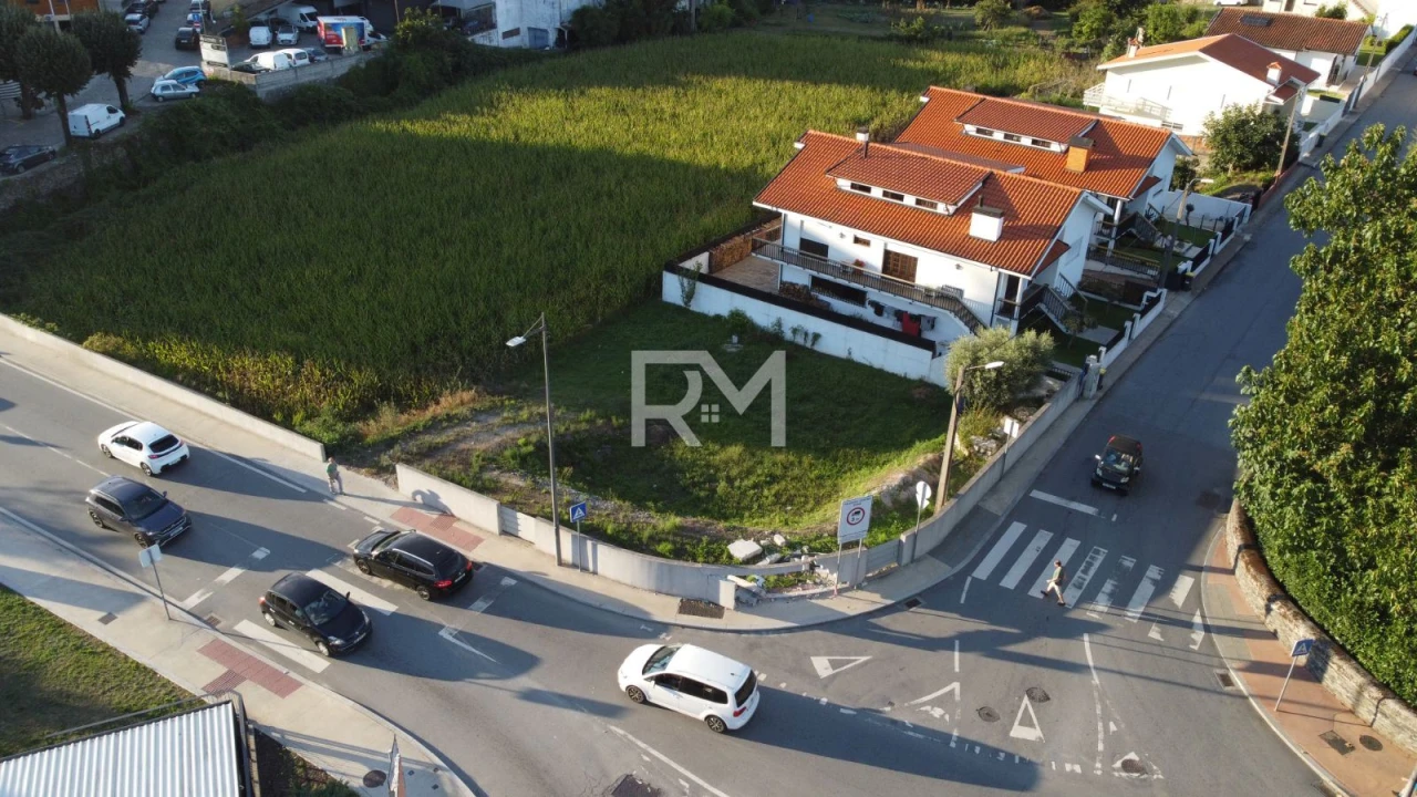 Terreno para Venda em Valongo Foto 9