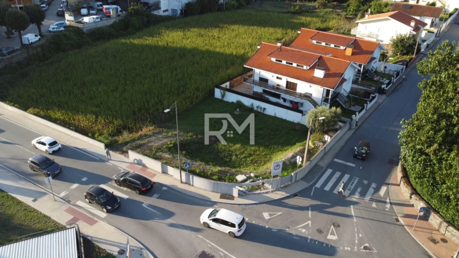 Terreno para Venda em Valongo Foto 9