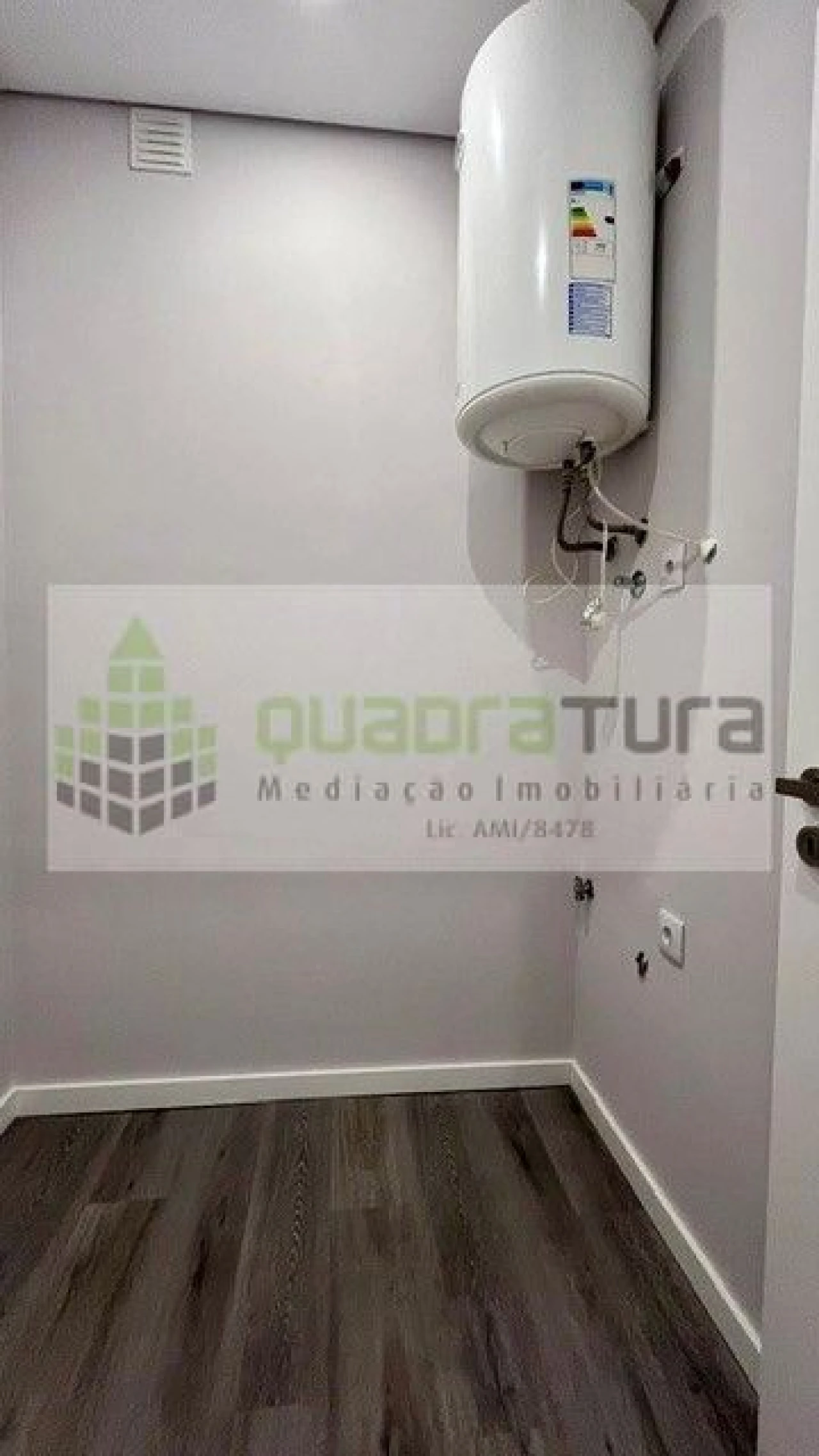 Apartamento T2 para Venda em Cedofeita, Santo Ildefonso, Sé, Miragaia, São Nicolau e Vitória Foto 18