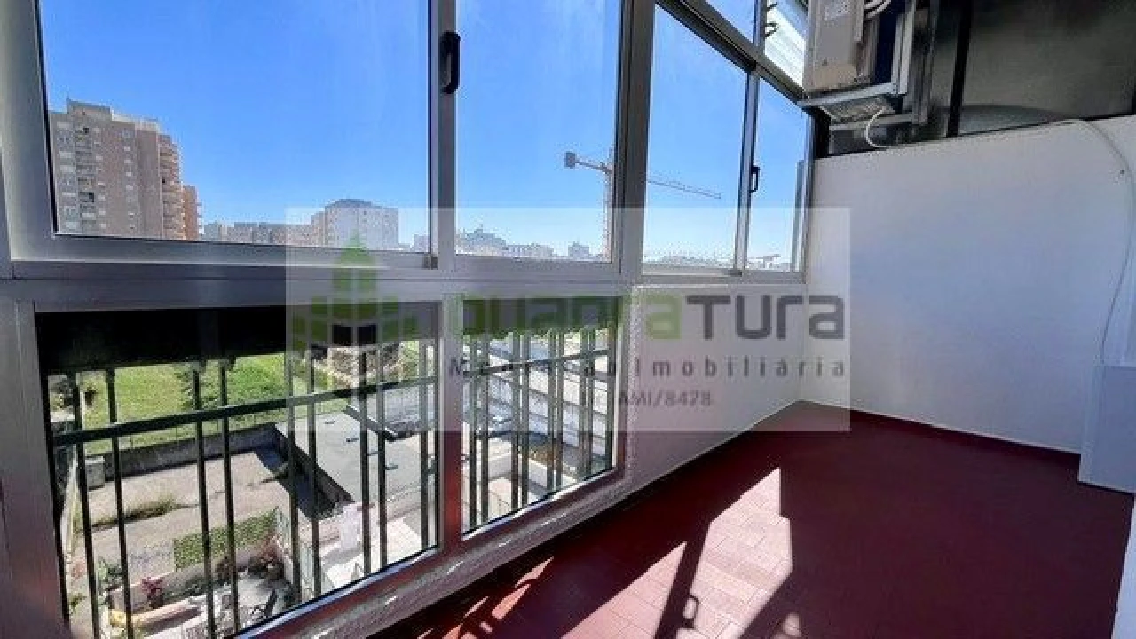 Apartamento T2 para Venda em Cedofeita, Santo Ildefonso, Sé, Miragaia, São Nicolau e Vitória Foto 19