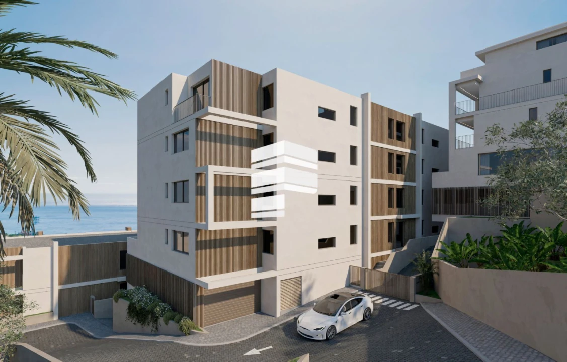 Apartamento T3 para Venda em Camara de Lobos Foto 12