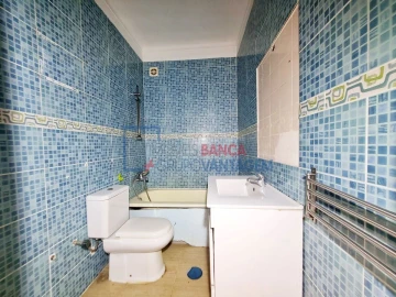 Apartamento T1 para Venda em Baixa da Banheira e Vale da Amoreira