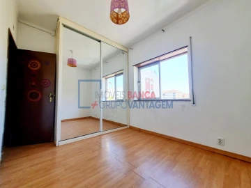 Apartamento T1 para Venda em Baixa da Banheira e Vale da Amoreira