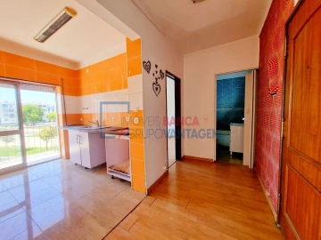 Apartamento T1 para Venda em Baixa da Banheira e Vale da Amoreira