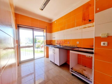 Apartamento T1 para Venda em Baixa da Banheira e Vale da Amoreira