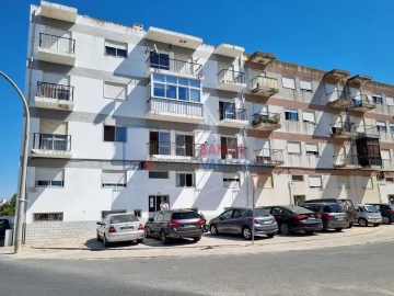 Apartamento T1 para Venda em Baixa da Banheira e Vale da Amoreira