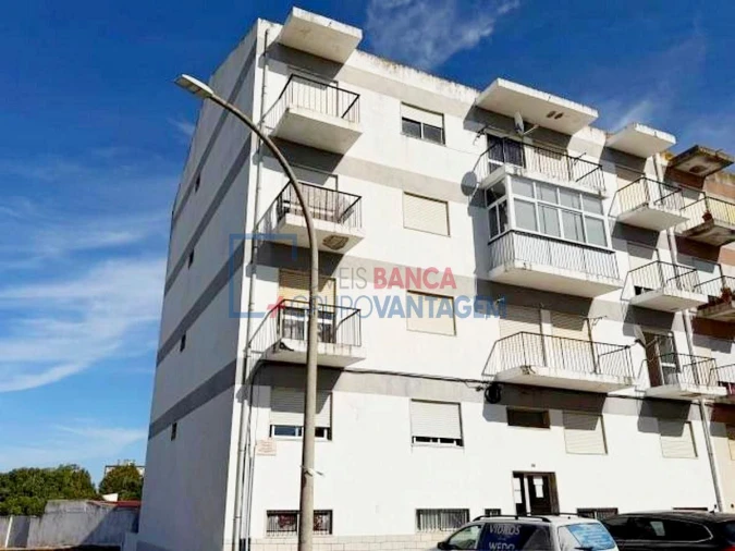 Apartamento T1 para Venda em Baixa da Banheira e Vale da Amoreira Foto 3