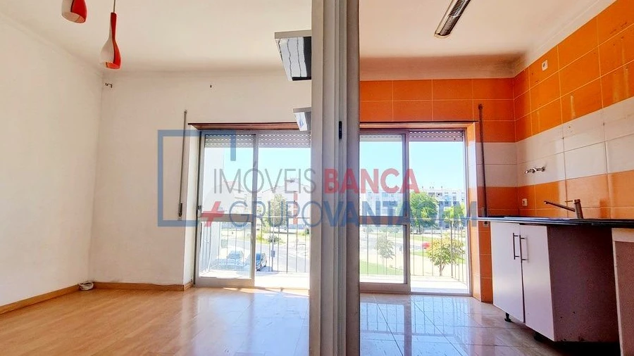 Apartamento T1 para Venda em Baixa da Banheira e Vale da Amoreira