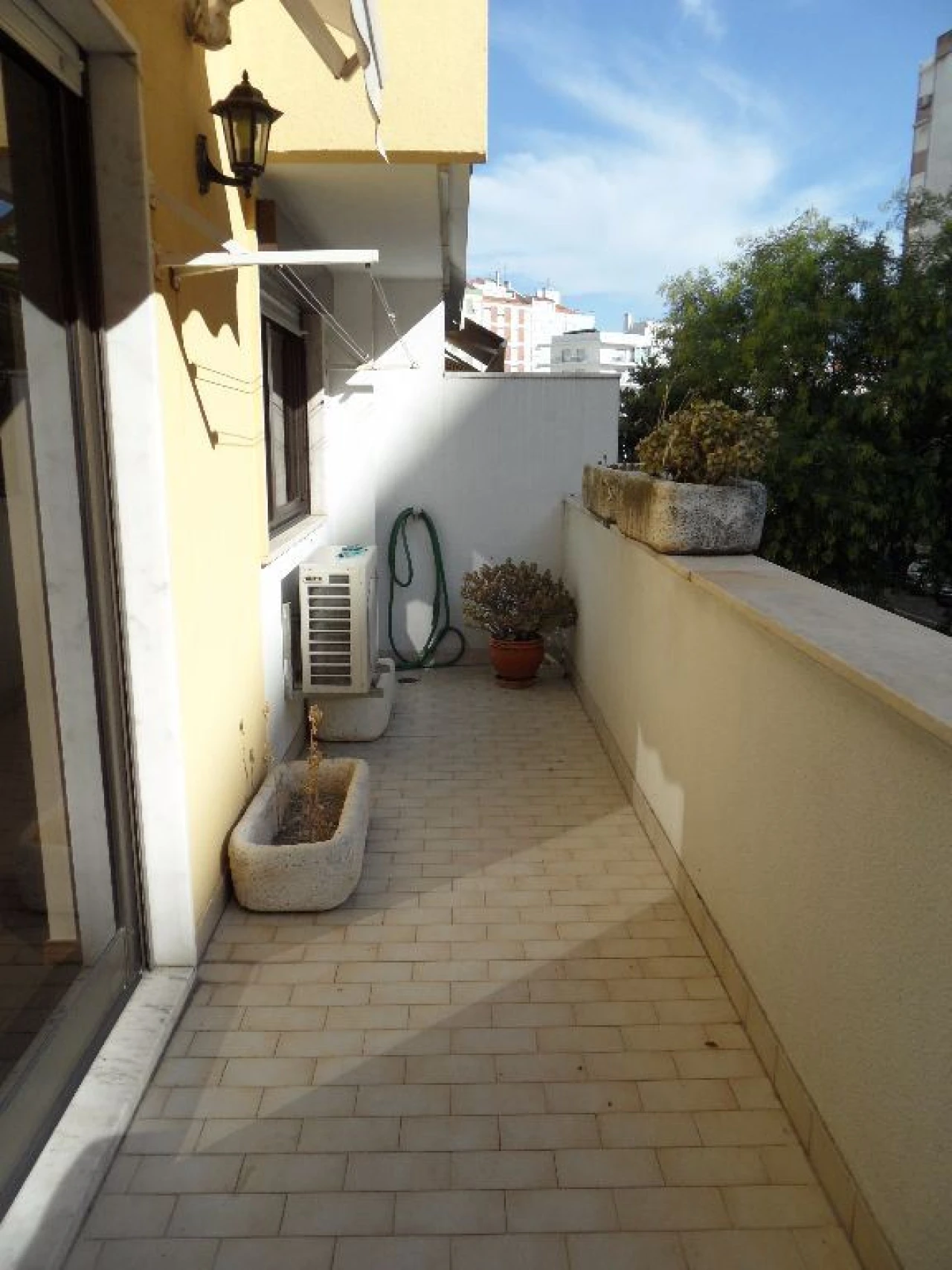 Apartamento T1 para Venda em Benfica Foto 6