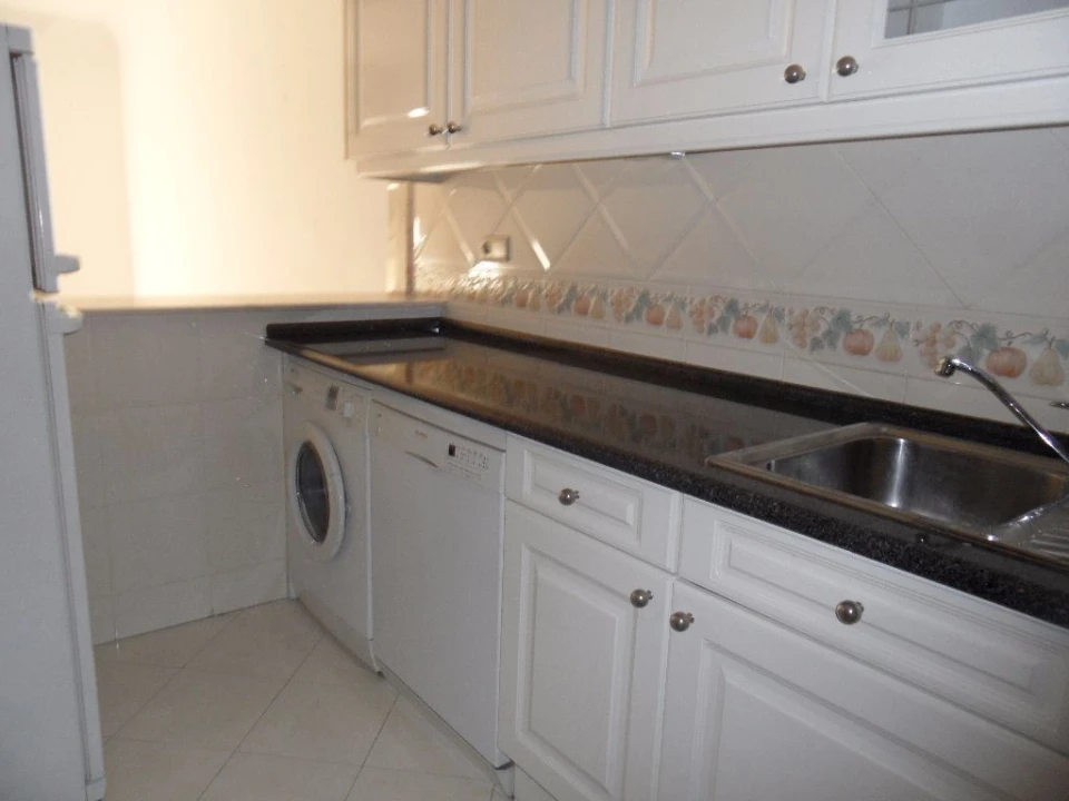 Apartamento T1 para Venda em Benfica Foto 9