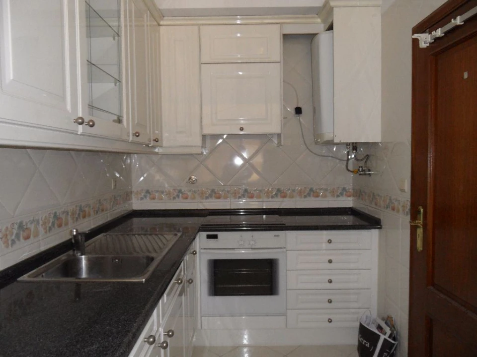 Apartamento T1 para Venda em Benfica Foto 10