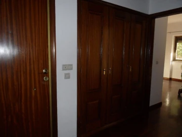 Apartamento T1 para Venda em Benfica