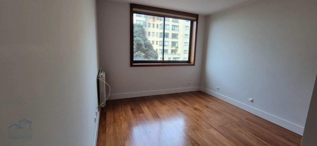 Apartamento T4 para Arrendamento em Matosinhos e Leça da Palmeira Foto 12