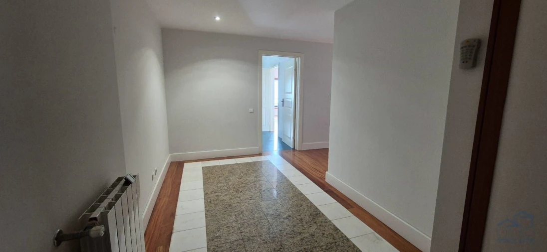Apartamento T4 para Arrendamento em Matosinhos e Leça da Palmeira Foto 23