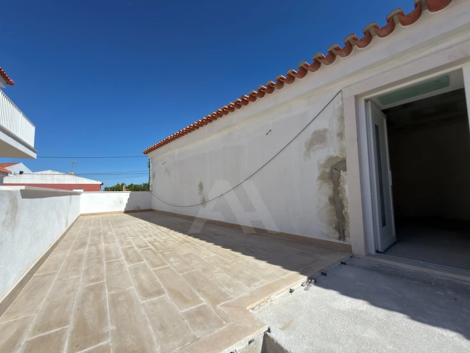 Apartamento T2 para Venda em Alcabideche Foto 2