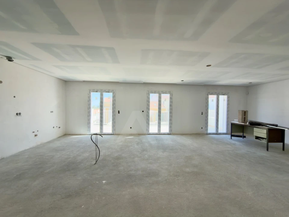 Apartamento T4 para Venda em Alcabideche Foto 4