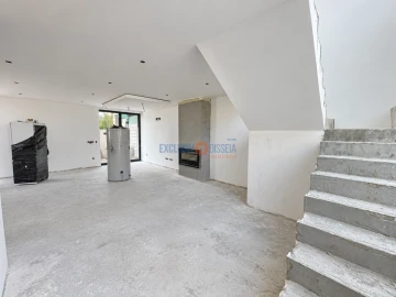 Moradia T3 para Venda em Aguada de Cima