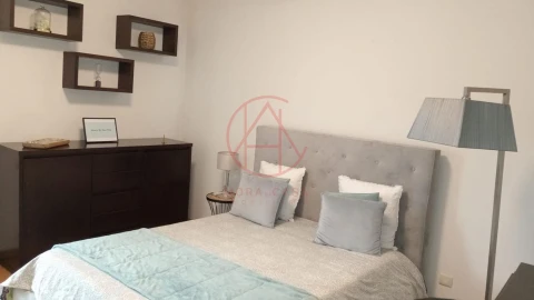 Apartamento T3 para Venda em Queluz e Belas