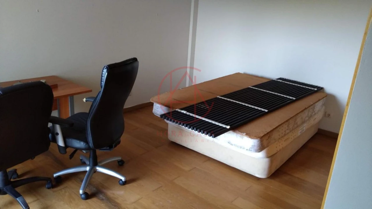 Apartamento T3 para Venda em Queluz e Belas Foto 47