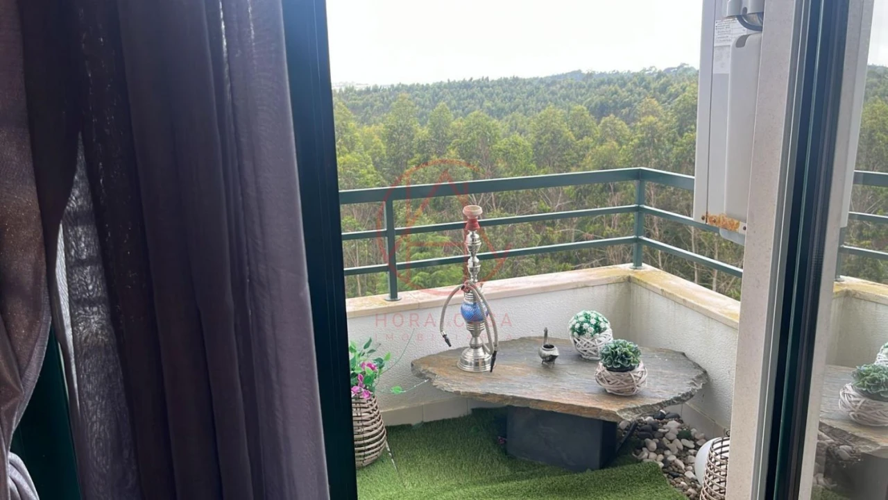 Apartamento T3 para Venda em Queluz e Belas Foto 1