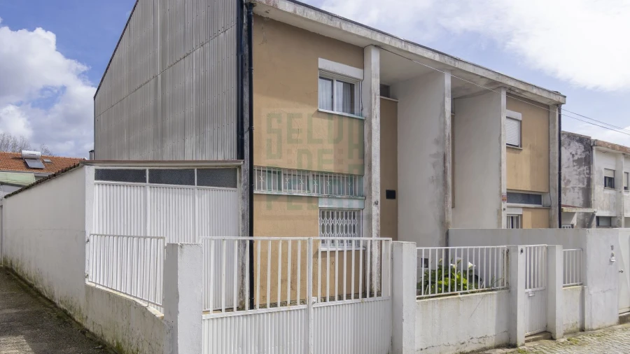 Moradia T2 para Venda em Mafamude e Vilar do Paraíso