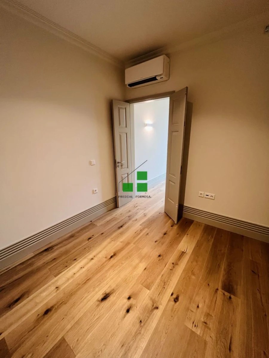 Apartamento T1 para Venda em Cedofeita, Santo Ildefonso, Sé, Miragaia, São Nicolau e Vitória Foto 12