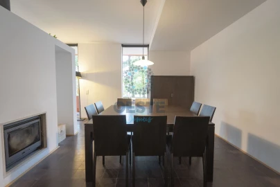 Moradia T3 para Arrendamento em Vau