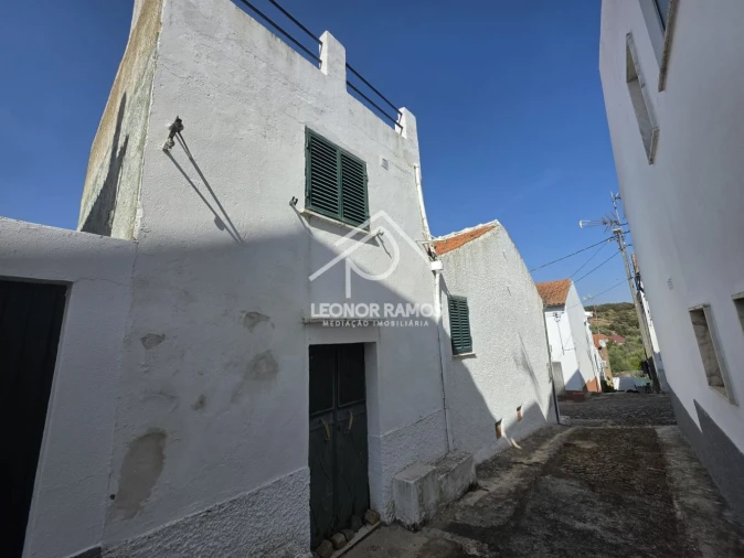 Moradia T2 para Venda em Idanha-A-Nova e Alcafozes Foto 3