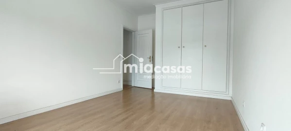 Apartamento T3 para Venda em Oliveira do Bairro
