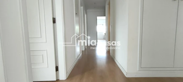 Apartamento T3 para Venda em Oliveira do Bairro