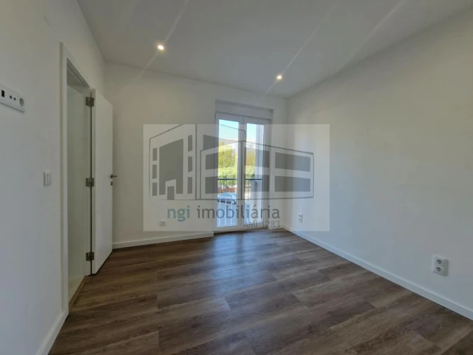 Apartamento T4 para Venda em Olivais Foto 19