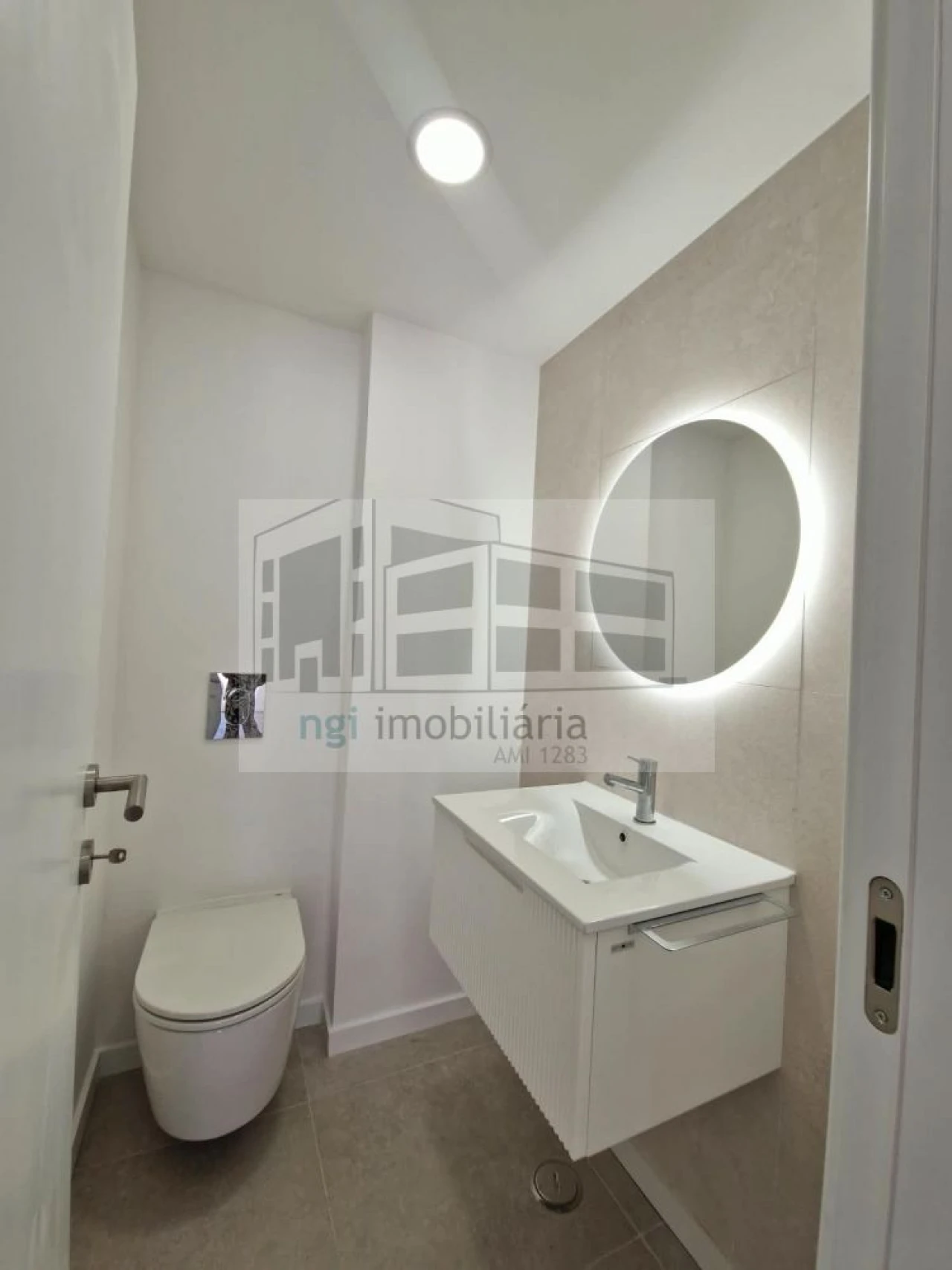 Apartamento T4 para Venda em Olivais Foto 24