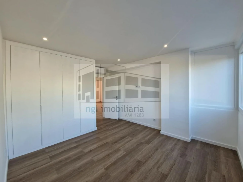 Apartamento T4 para Venda em Olivais Foto 6