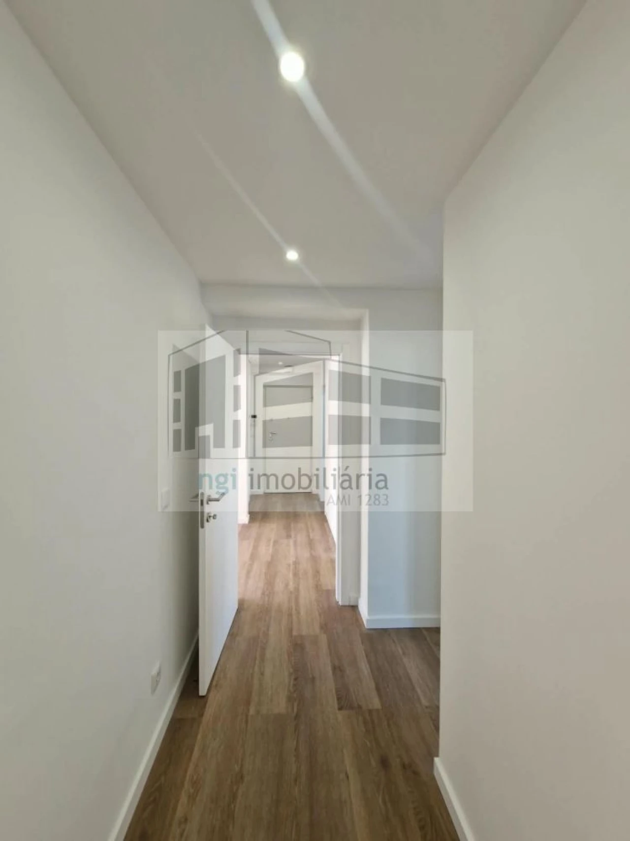 Apartamento T4 para Venda em Olivais Foto 14