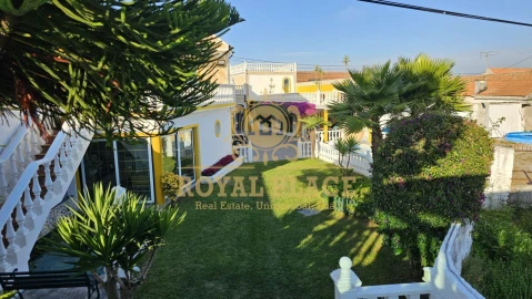 Moradia T6 para Venda em Esgueira