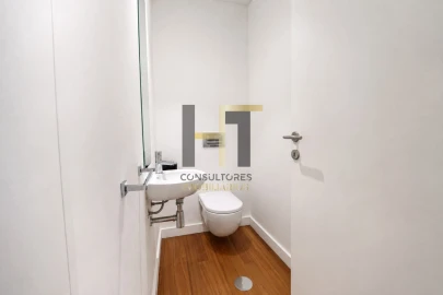 Moradia T3 para Venda em Água Longa