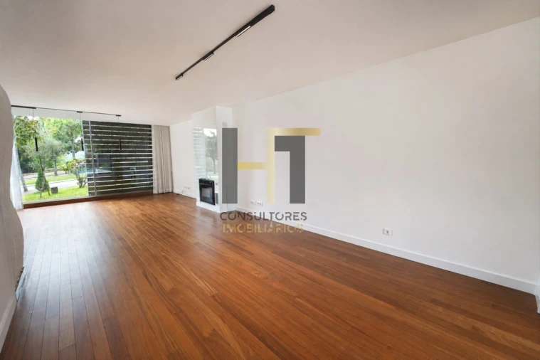 Moradia T3 para Venda em Água Longa Foto 4
